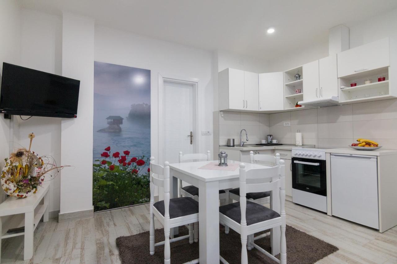 Apartment Bb باغينا باستا المظهر الخارجي الصورة